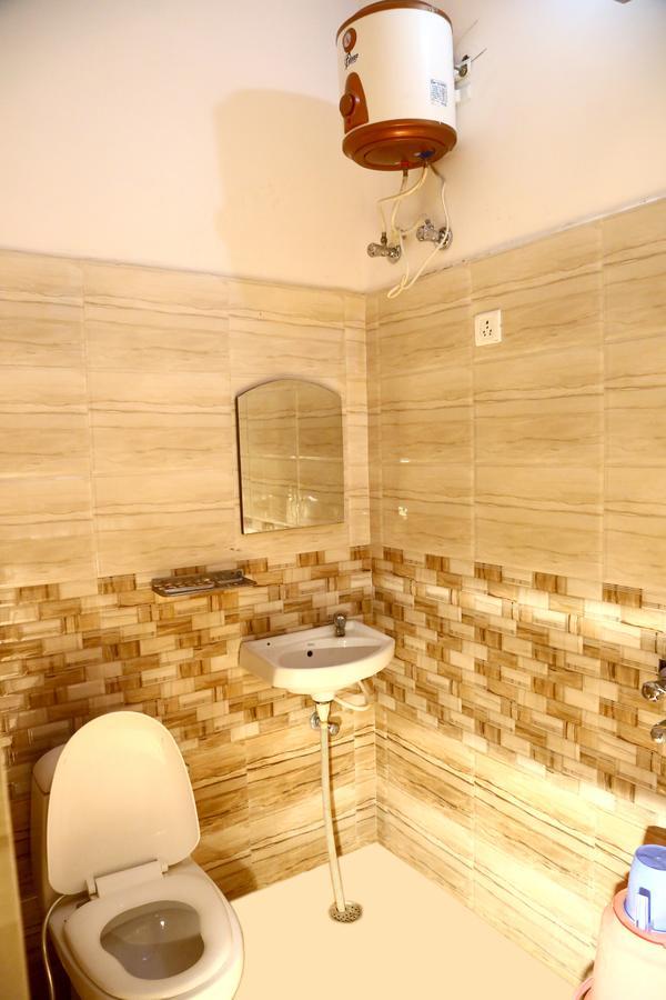 Winter Mountain Resort Pushkar Exterior photo