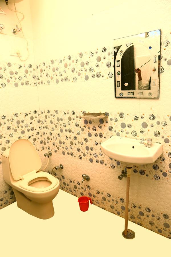 Winter Mountain Resort Pushkar Exterior photo